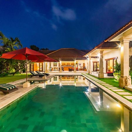 Villa Bugis Drupadi Seminyak Bilik gambar