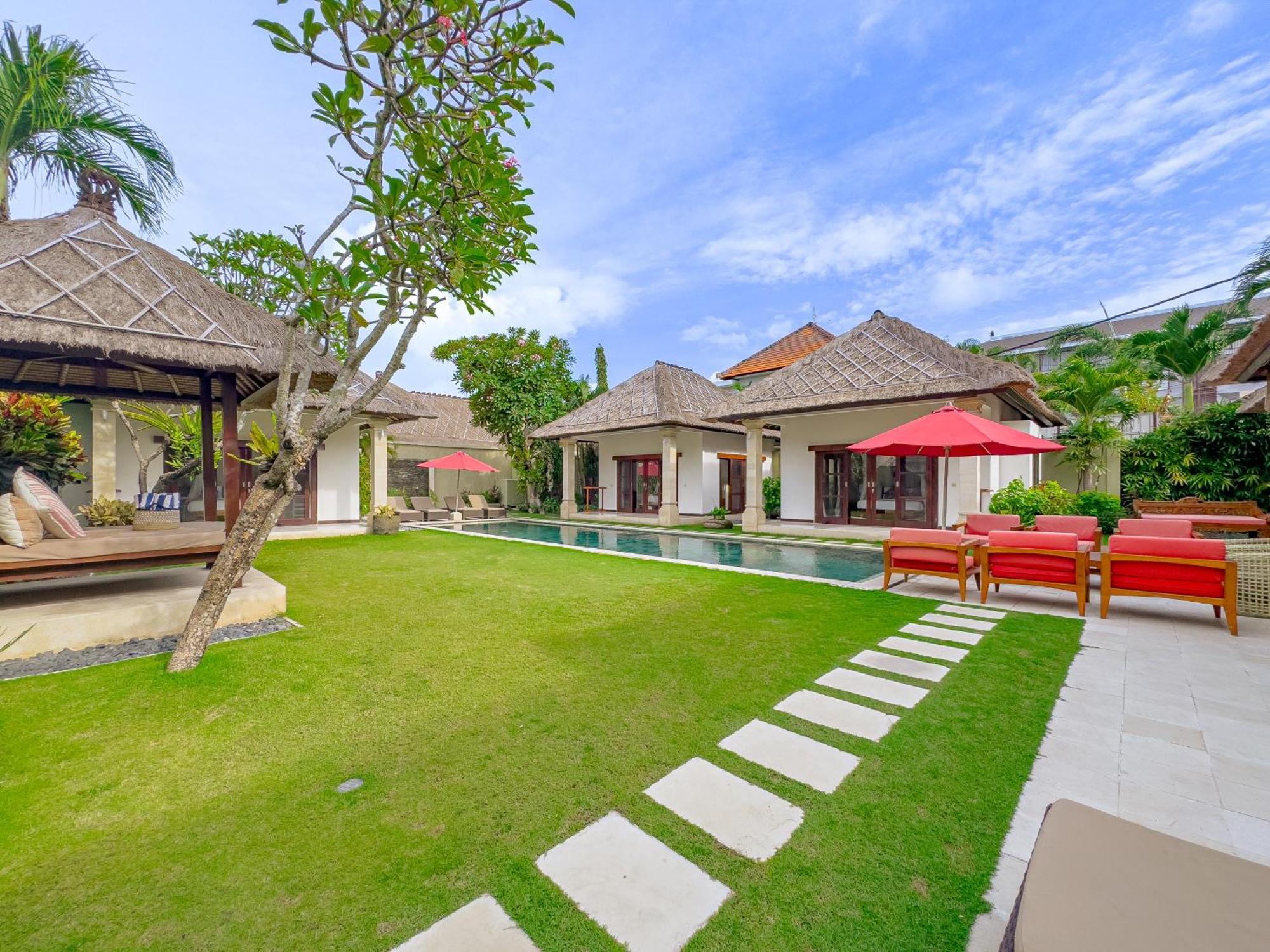 Villa Bugis Drupadi Seminyak Luaran gambar