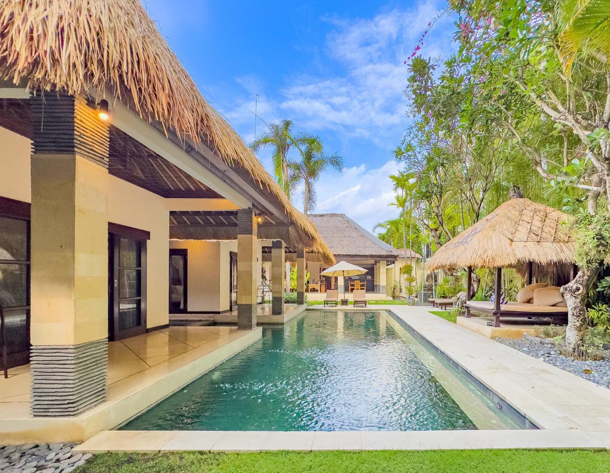 Villa Bugis Drupadi Seminyak Luaran gambar
