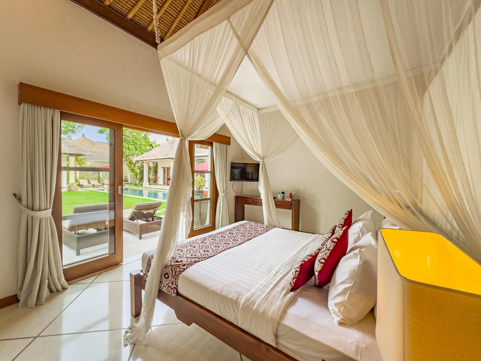 Villa Bugis Drupadi Seminyak Bilik gambar