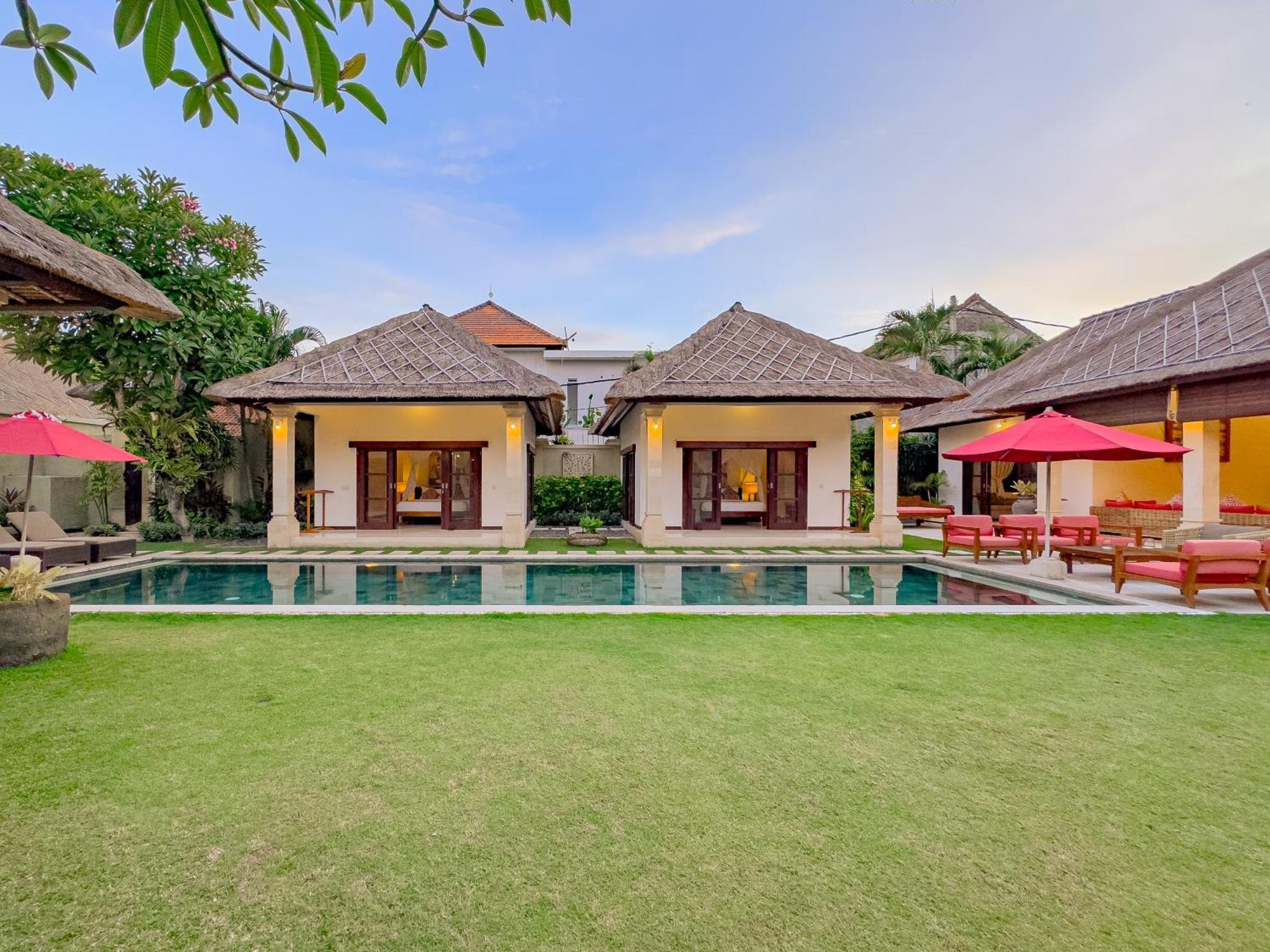 Villa Bugis Drupadi Seminyak Bilik gambar
