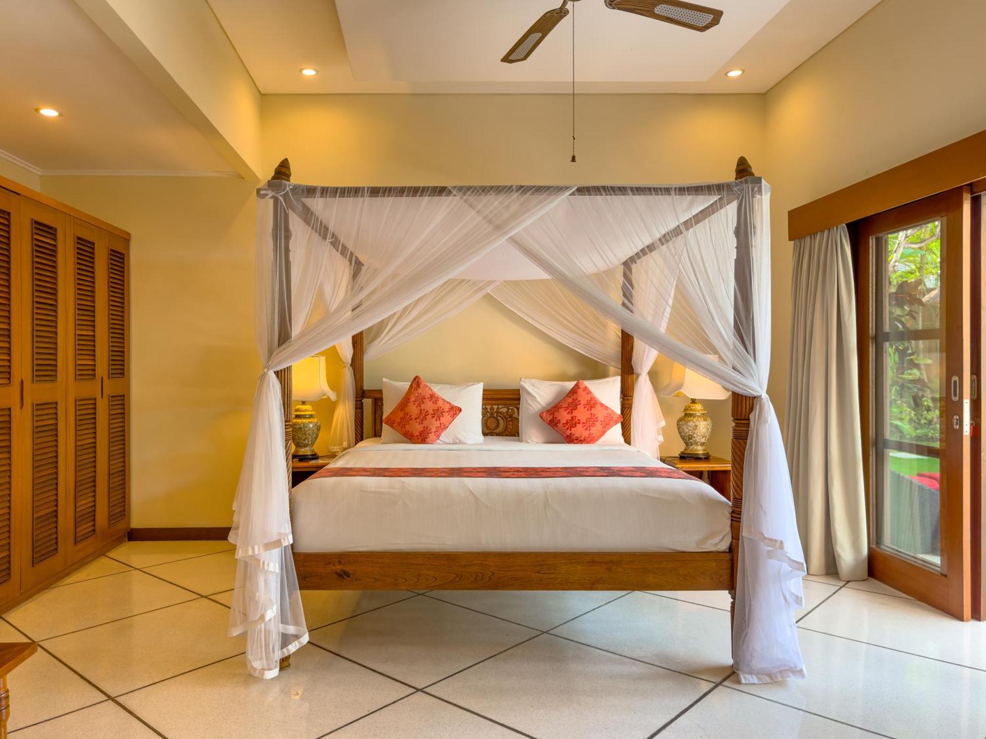 Villa Bugis Drupadi Seminyak Bilik gambar