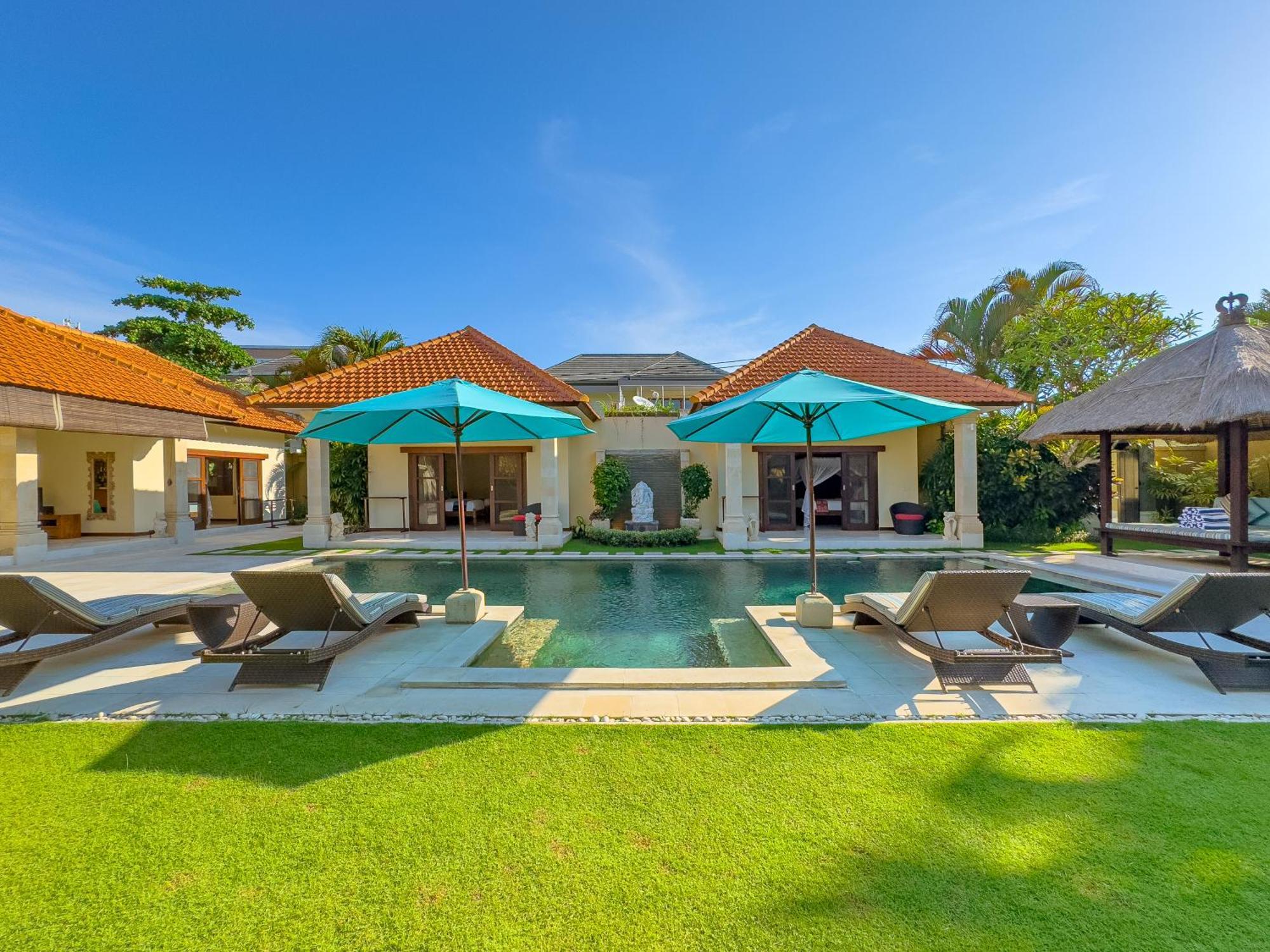Villa Bugis Drupadi Seminyak Bilik gambar