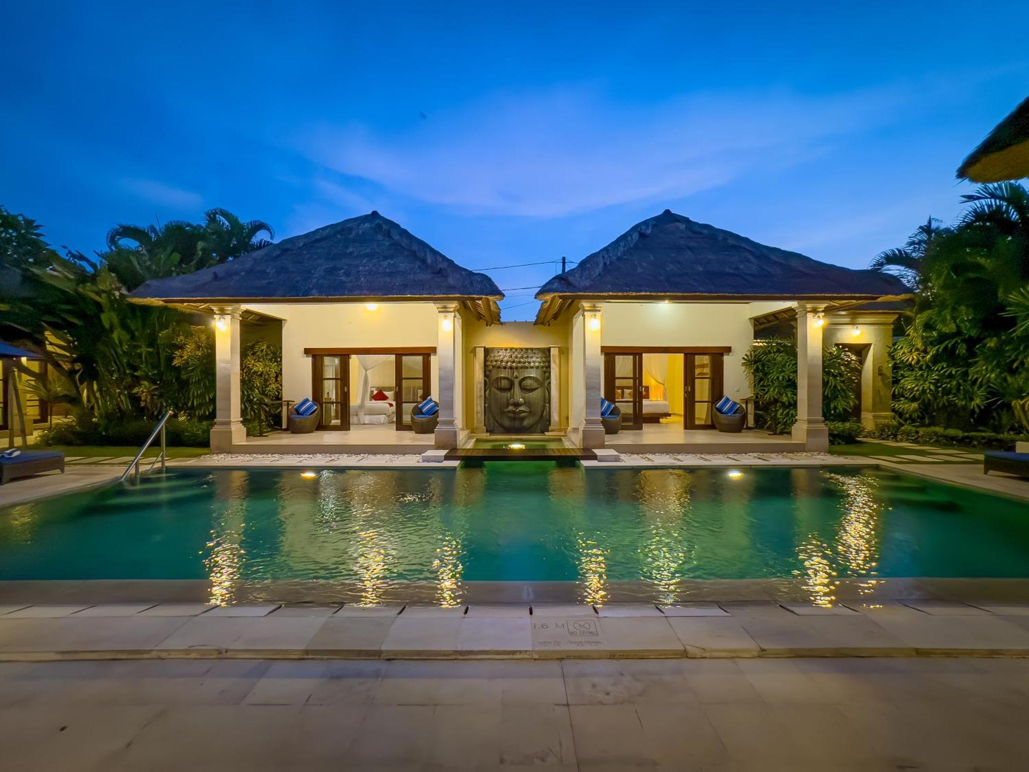 Villa Bugis Drupadi Seminyak Bilik gambar