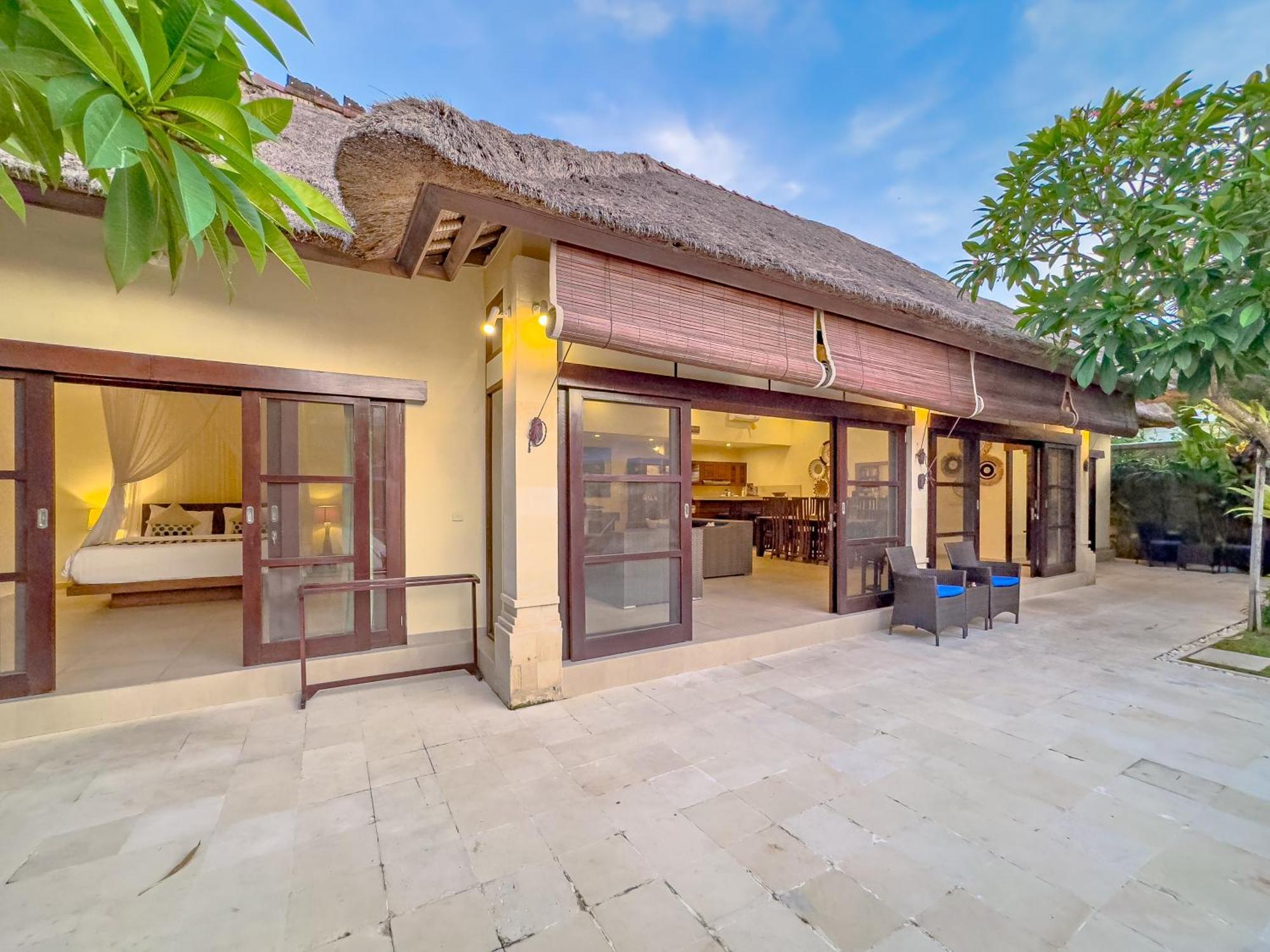 Villa Bugis Drupadi Seminyak Bilik gambar