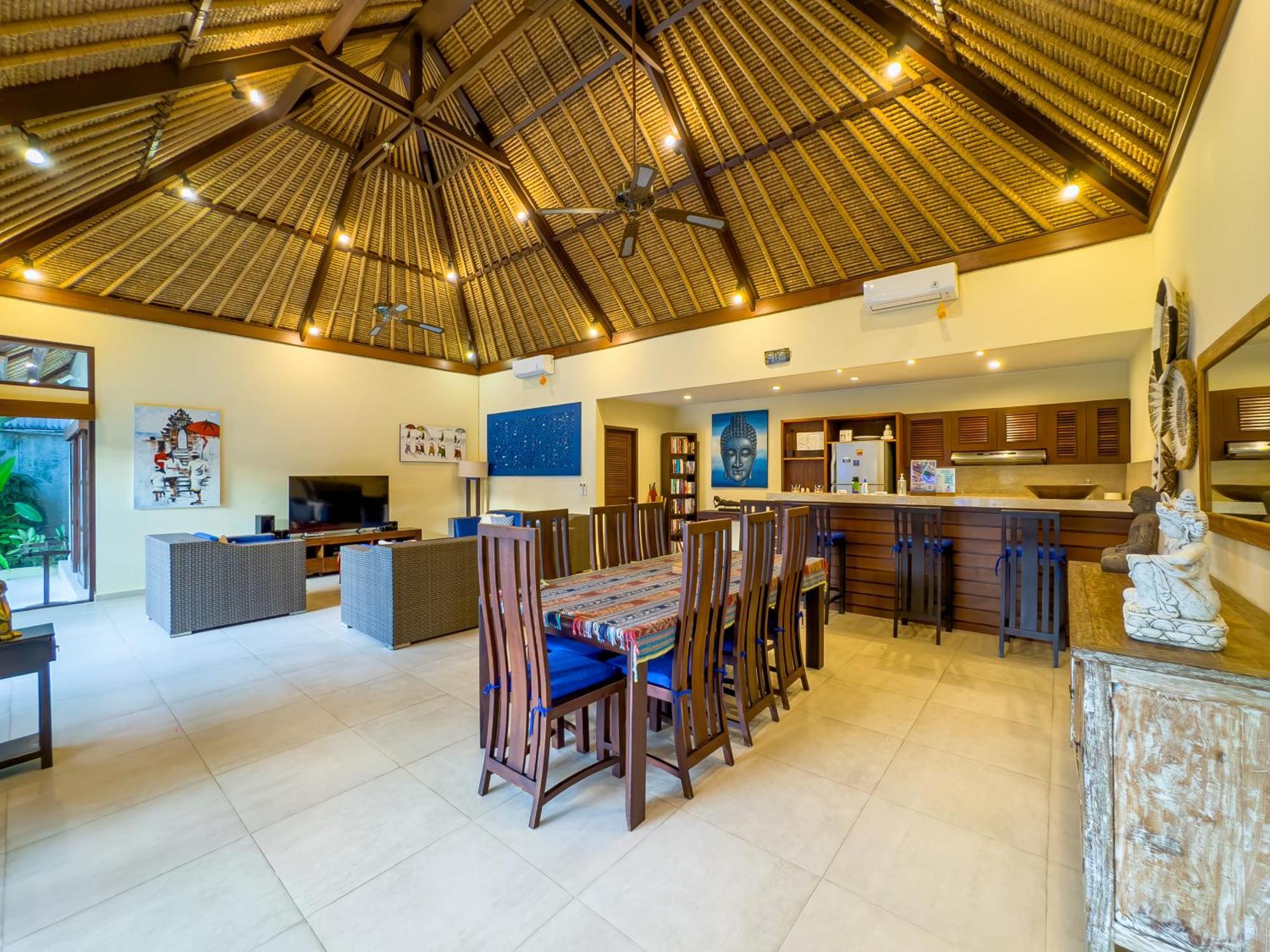 Villa Bugis Drupadi Seminyak Bilik gambar