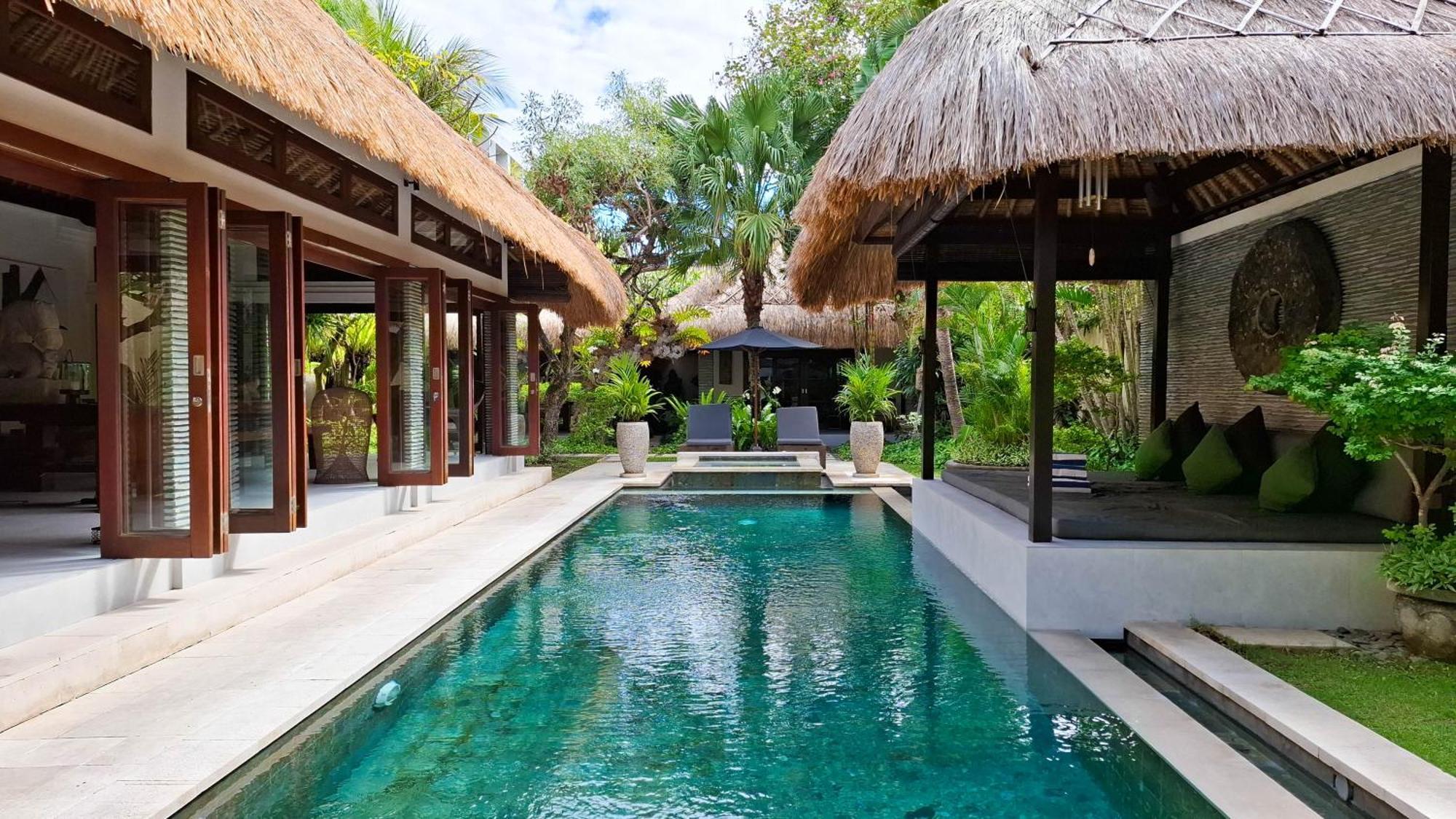 Villa Bugis Drupadi Seminyak Luaran gambar